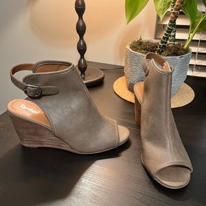 Limelight Gray Women’s Wedges